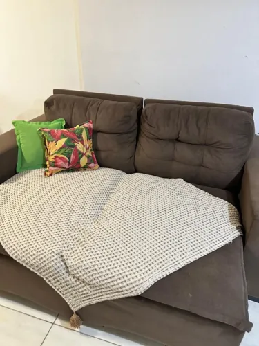 Sofá seminovo