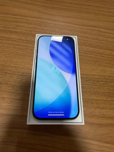 iPhone 16 pro 128 GB