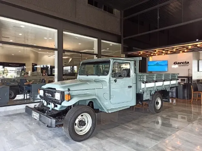 Toyota Band.Jipe Cap.de Aço Chas. Curto Diesel 1992