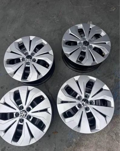 4 Rodas de ferro original aro 16 T-cross