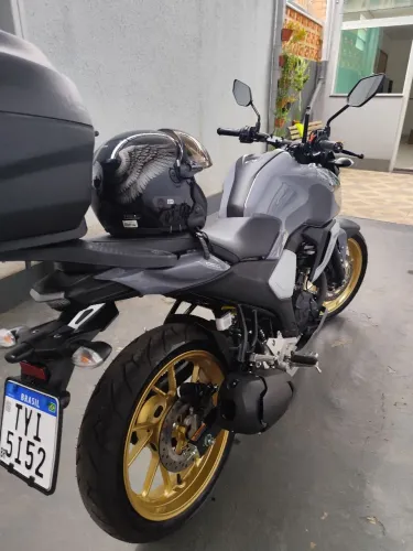Moto semi zero