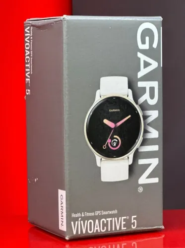 Garmin Relógio Vivoactive 5 -010-02862-010 - Cream Gold Aluminum Bezel 42MM - Produto Novo