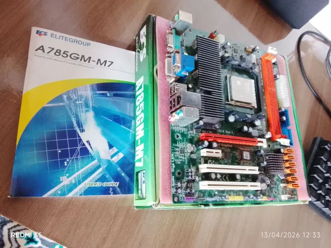 Placa Mãe DDR3 + Processador Atlhon ADX250OCk