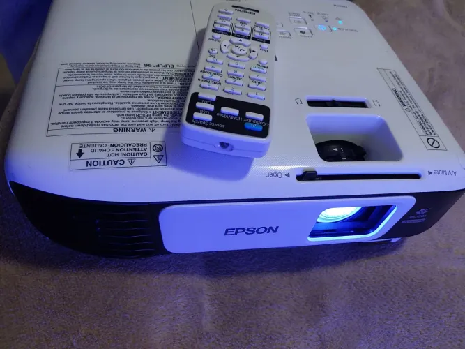 Projetor epson PowerLite u42+