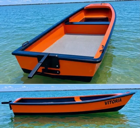 Barco lindo recém pintado com 2 motores 
