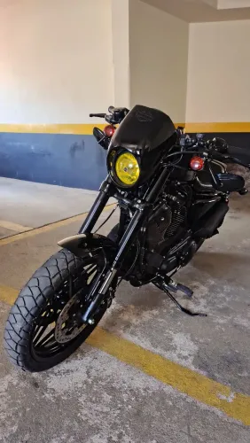Harley Davidson  ROADSTER XL 1200 CX, acima da 883.