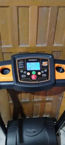 Esteira Profissional Dream Energy 2.1 Bivolt pouco uso impecável