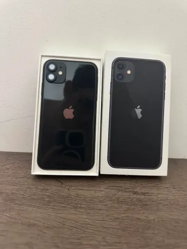 iPhone 11 preto 64 Gb
