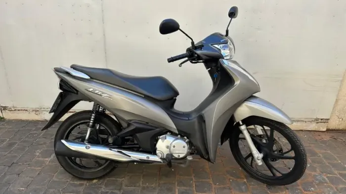 VENDE-SE BIZ 125 EX FLEX