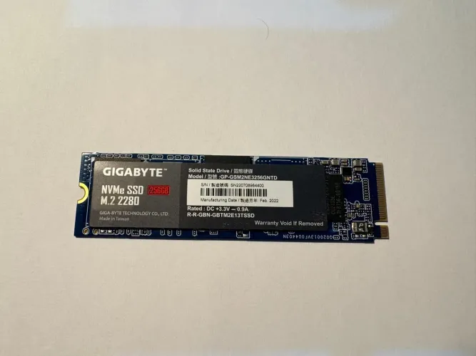 SSD Gigabyte NVMe M.2 256GB