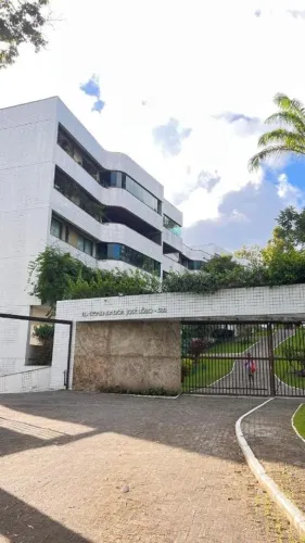 Apartamento à Venda em Macaxeira