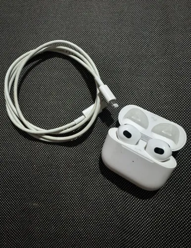 AirPod Apple