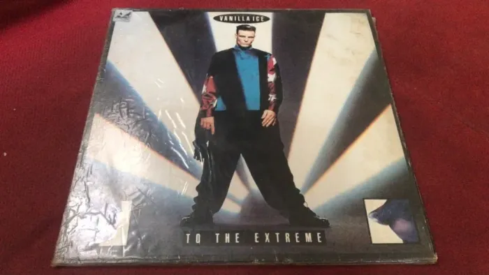 LP Vanilla Ice - To The Extreme (1990) - Com o hit Ice Ice Baby - Vinil Excelente