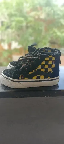 tenis vans infantil where's waldo