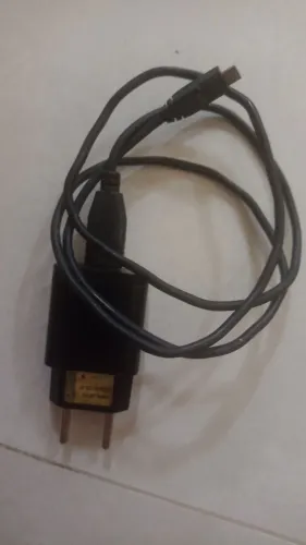 Carregador micro USB 