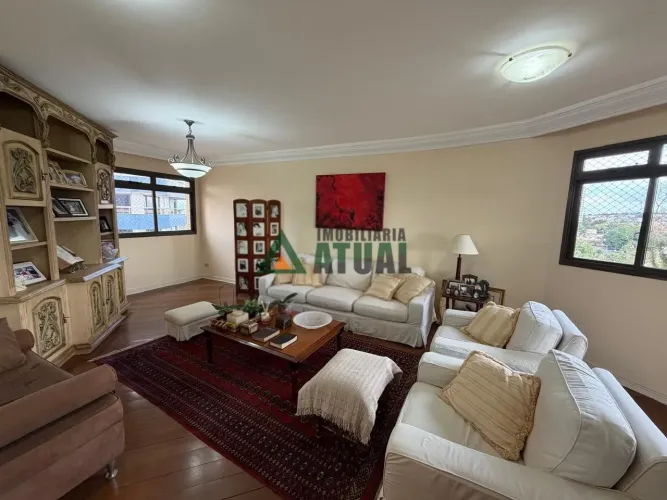 APARTAMENTO COM 3 SUÍTES A VENDA NA REGIÃO CENTRAL DE LONDRINA.