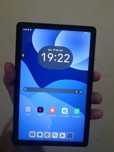 Tablet LENOVO M9