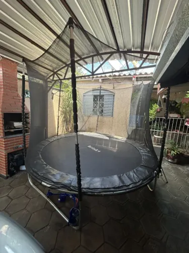 Vendo Pula Pula 3 x 3. Otimo estado
