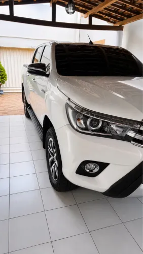 Toyota Hilux CD SRX 4X4 2.8 TDI 16V Diesel Aut. 2018