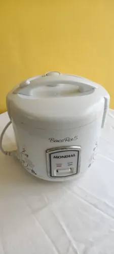 Panela Elétrica de Arroz Mondial Bianca Rice 5 - 220V - Funcionando