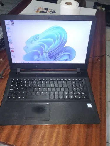 Notebook * Lenovo 15.6* leia e veja as fotos antes de perguntar 