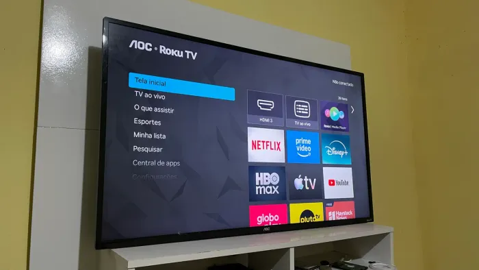 Smart TV AOC ROKU 43? Full HD - Seminova, impecável!