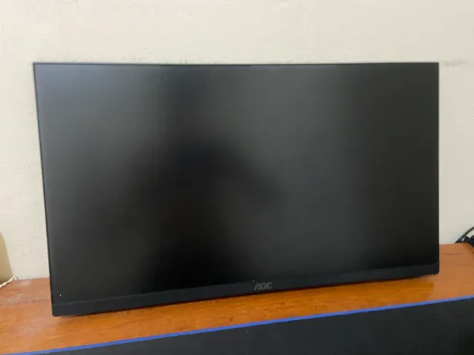 Vendo monitor AOC semi novo