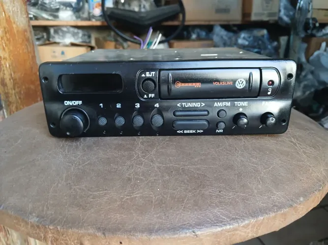Rádio toca fitas volksline gol fusca Santana voyage