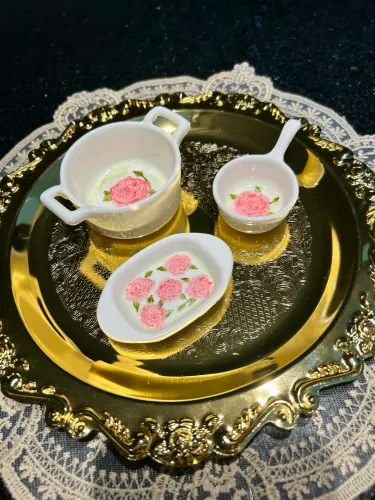 Conjunto de panelinhas de porcelana pintada à mão modelo Rosas