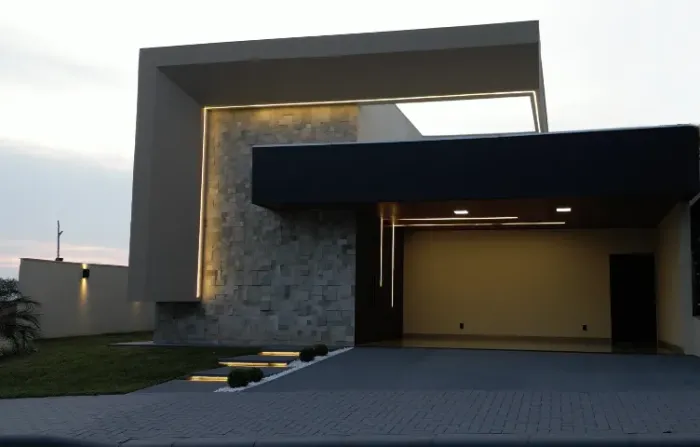 Casa em condomínio fechado em Araguaína Tocantins com 3 quartos ( 1 suíte) , laje