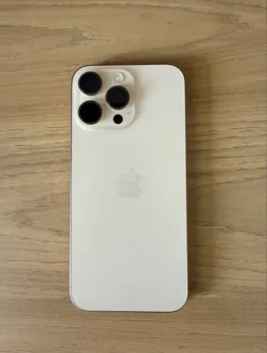 iPhone 16 pro max 