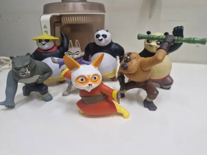 Miniaturas antigas action figure- kung Fu Panda