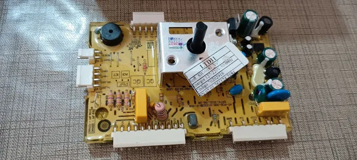 Placa de controle de máquina de lavar Eletrolux Continental