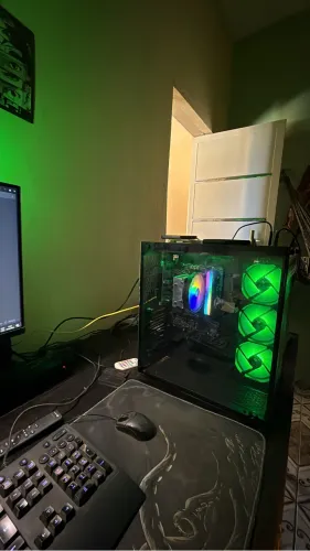 Pc gamer Ryzen 5 2400G com Vega 11