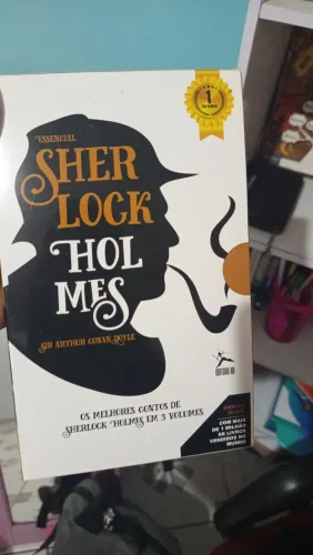 Box com 3 livros Sherlock Holmes( melhores histórias)