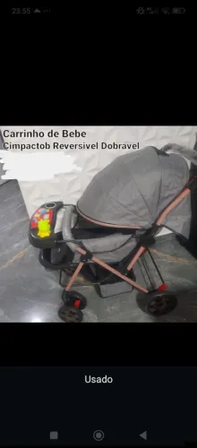Carrinho de bebê compacto usado 