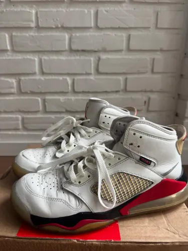TÊNIS MAX JORDAN