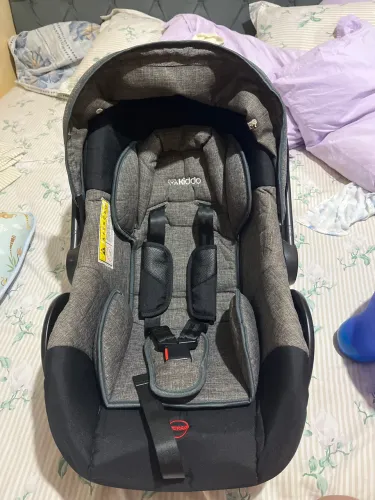 Vende-se bebê conforto kiddo