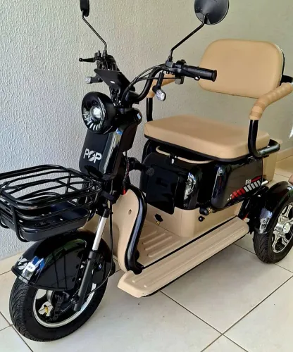 Triciclo moto elétrico elétrica 