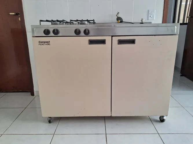 Mini cozinha 4x1 Geladeira, fogão, pia e armário COMPACT POCKET MODEL 