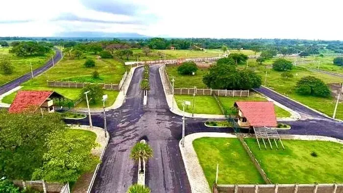 Lotes em condomínio fechado próximo à praia do Cumbuco e a 10 minutos de Fortaleza