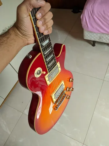 Guitarra Les Paul Shelter 