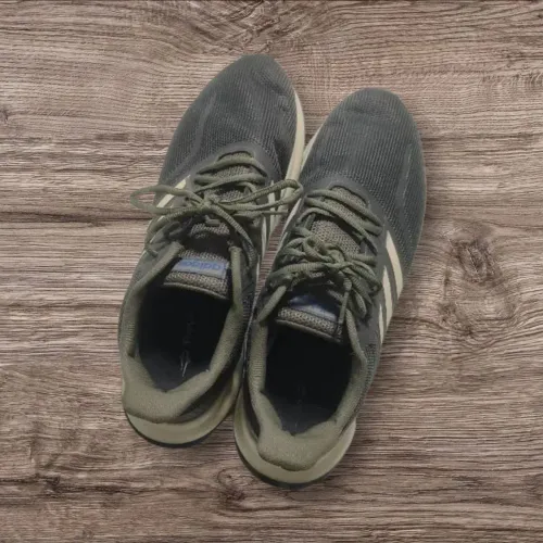 Tênis masculino adidas 44