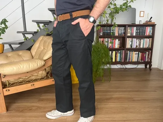 Calça Chino Sarja Azul Marinho Masculina Wide H&M 38