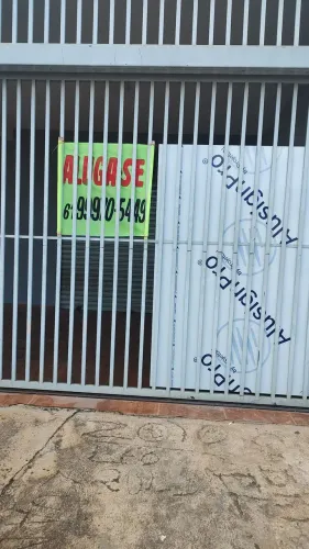Alugo loja na entrada do Gama 