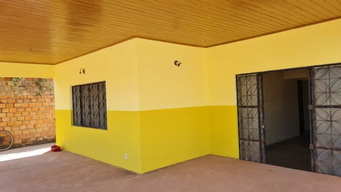 Alugo casa no bairro Serraria