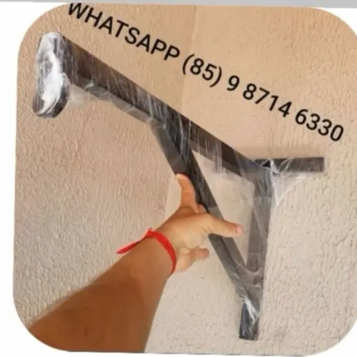 Suporte reforçado pra saco de pancadas. Entrega grátis
