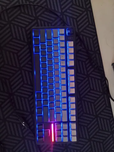 Teclado attack shark x87