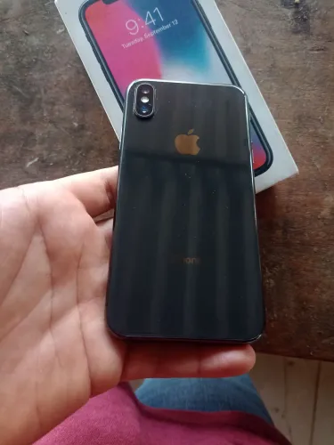 IPHONE X