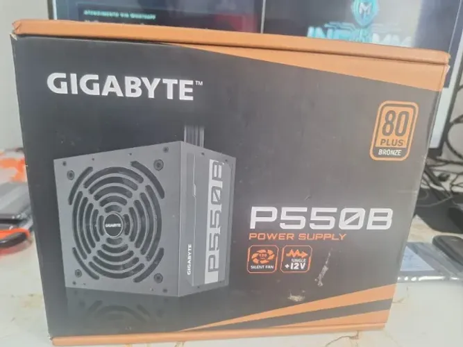 Fonte Gigabyte P550B 550W 80 Plus Bronze Semi Nova